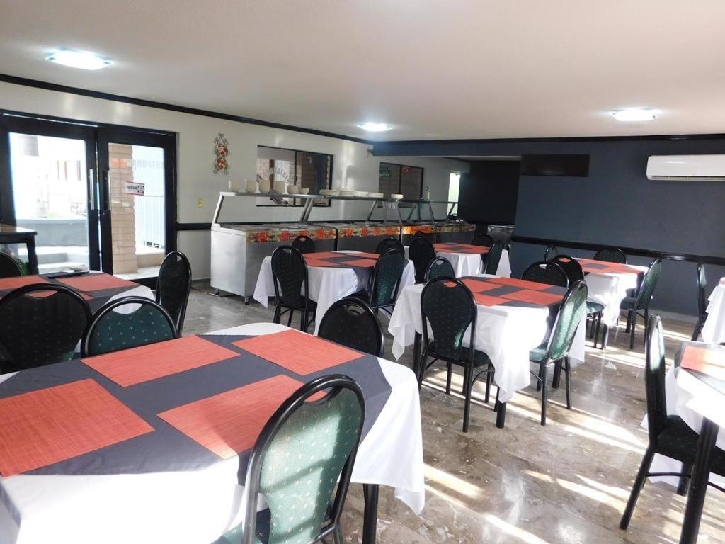 Hotel La Finca Hermosillo Exteriér fotografie